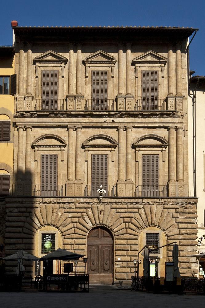 Palazzo Uguccioni Apartments Florence Exterior photo